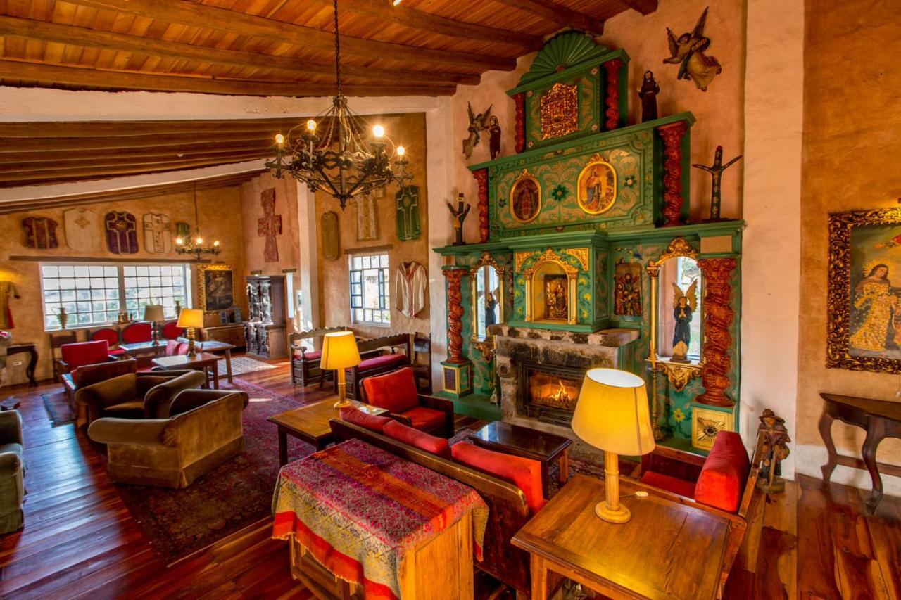 Hacienda Cusin Hotell Otavalo Exteriör bild